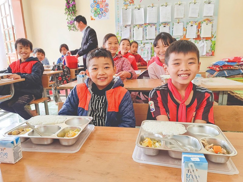 Các sản phẩm của TH đều “Vì sức khỏe cộng đồng”, “Hoàn toàn từ thiên nhiên”, khẳng định vị thế vững chắc của TH là một “chuyên gia dinh dưỡng”
