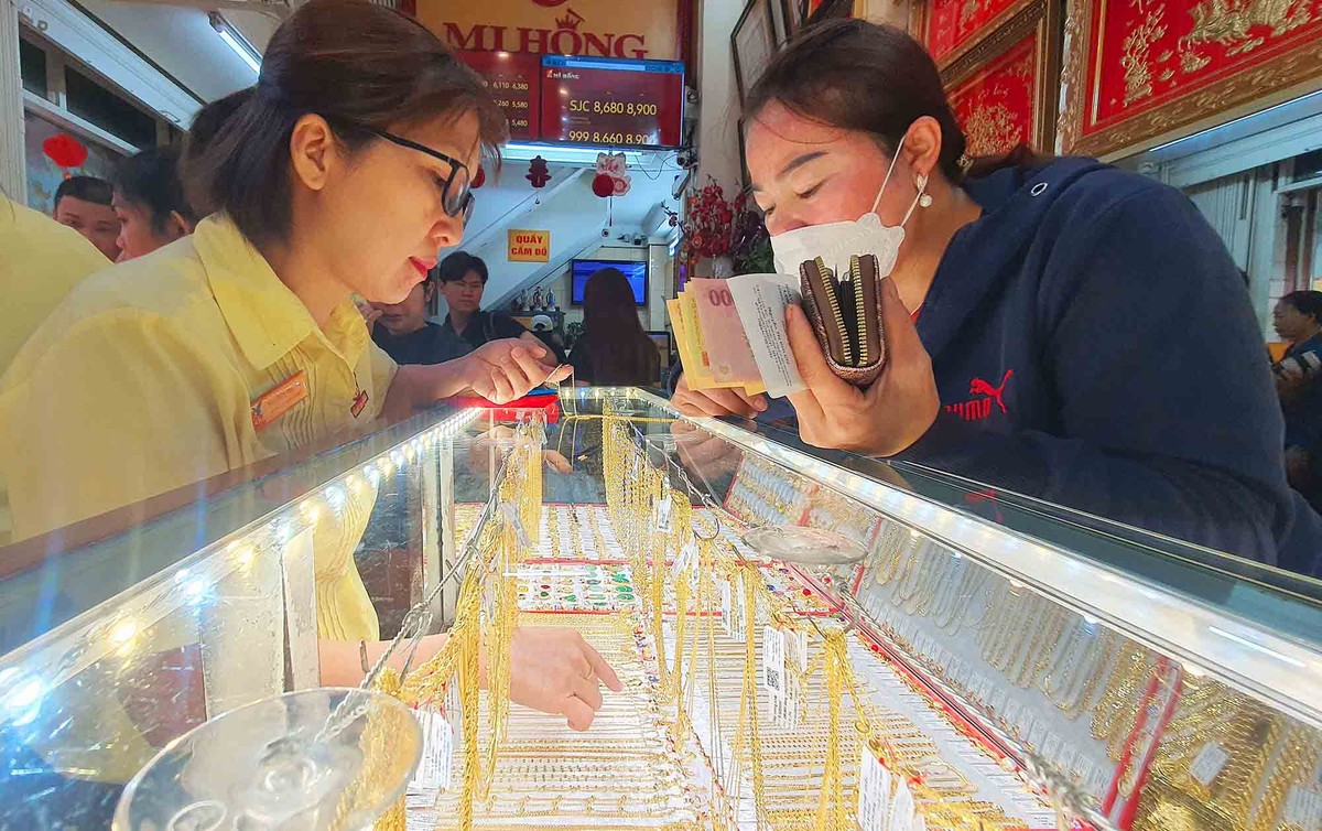 Sáng nay, các Kl991.com World Cup 2026 Chính Thức giao dịch vàng nhẫn trơn 99,99 mua vào 86,5 triệu đồng/lượng, bán ra 89,6 triệu đồng/lượng, tăng 200.000 đồng mỗi lượng so với ngày 6/2.