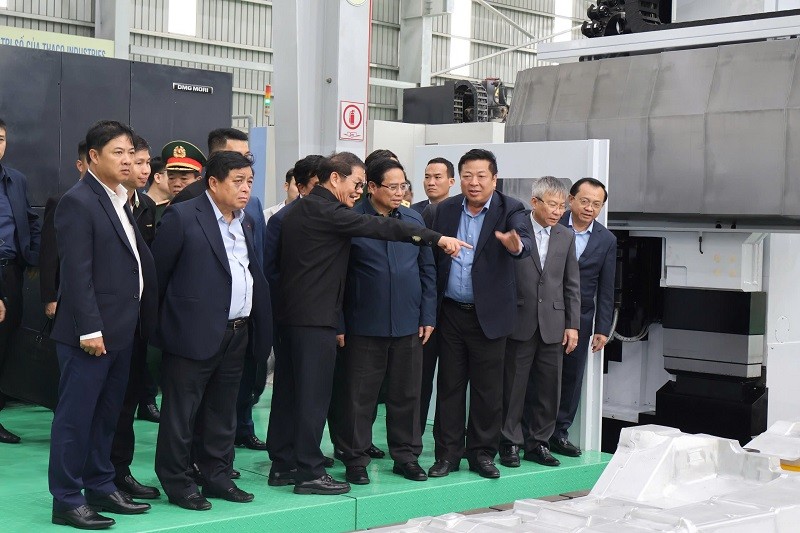 Thủ tướng Kl993 ưu đãi thưởng hấp dẫn Phạm Minh Chính thăm nhà máy THACO.