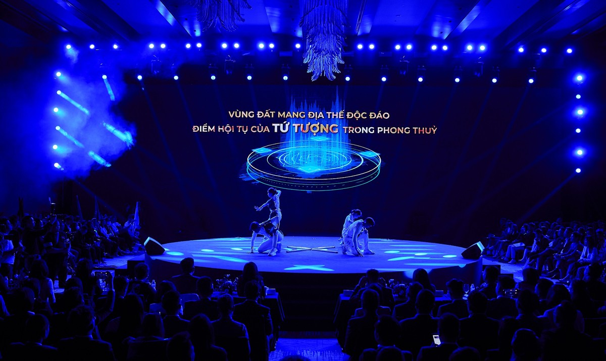 Địa thế dự án sở hữu phong thủy theo Tứ Tượng (gồm Thanh Long, Bạch Hổ, Chu Tước và Huyền Vũ) và Minh Đường Tụ Thủy
