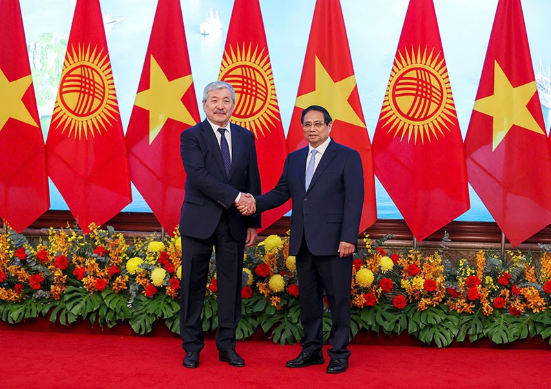 Hai nhà lãnh đạo chụp ảnh trước khi Hội đàm. Ảnh: Đức Thanh