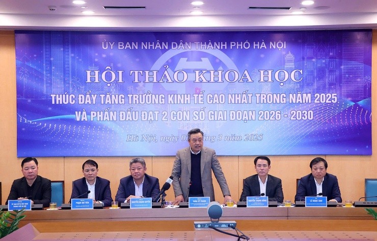Chủ tịch UBND TP. Hà Nội Trần Sỹ Thanh phát biểu khai mạc Hội thảo.
