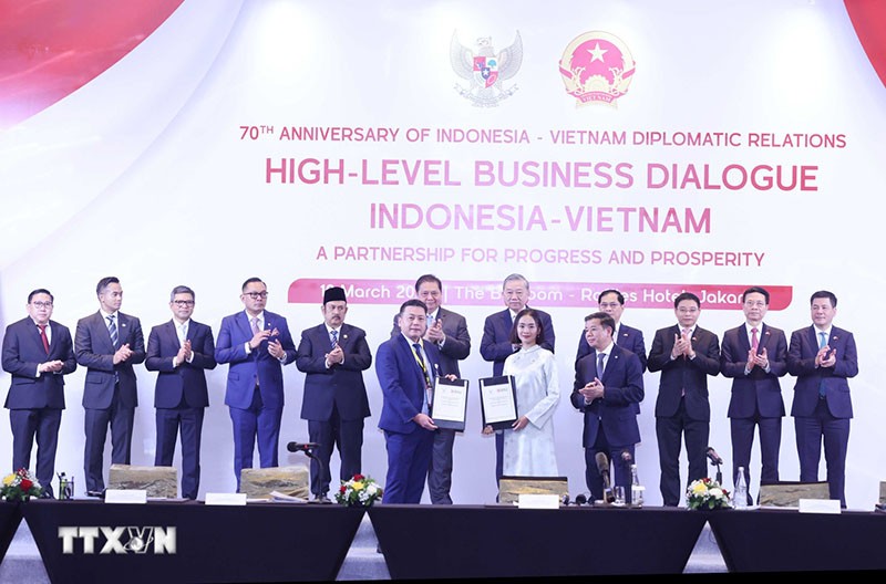 Tổng Bí thư Tô Lâm chứng kiến trao các thoả thuận hợp tác giữa Kl991.com World Cup 2026 Chính Thức Việt Nam - Indonesia. Ảnh: TTXVN