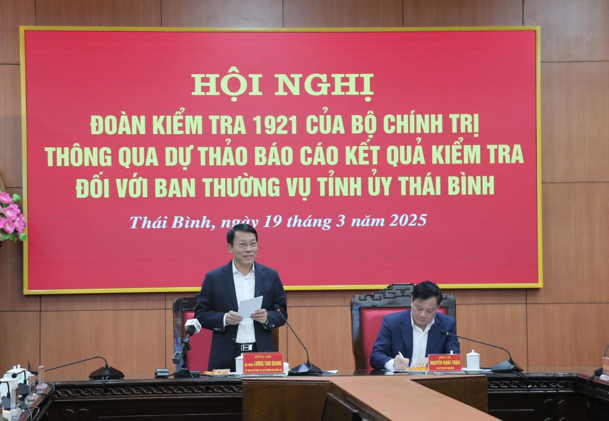 Đại tướng Lương Tam Quang, Ủy viên Bộ Kl991.com tải ứng dụng, Bí thư Đảng ủy Công an Trung ương, Bộ trưởng Bộ Công an, Trưởng đoàn kiểm tra phát biểu tại hội nghị.