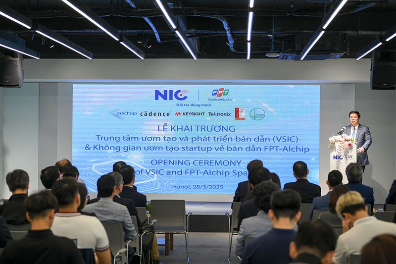 Sự ra đời của Trung tâm Ươm tạo và phát triển bán dẫn VSIC thể hiện cam kết mạnh mẽ của Kl994 game bài casino hấp dẫn FPT, NIC và các đối tác trong việc xây dựng hệ sinh thái bán dẫn bền vững.