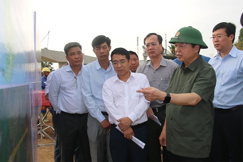 Phó Thủ tướng Trần Hồng Hà và lãnh dạo tỉnh Đồng Tháp khảo sát tiến độ dự án KL99 là nhà cái cá cược trực tuyến hàng đầu tại châu Á Cao Lãnh - An Hữu (giai đoạn 1)