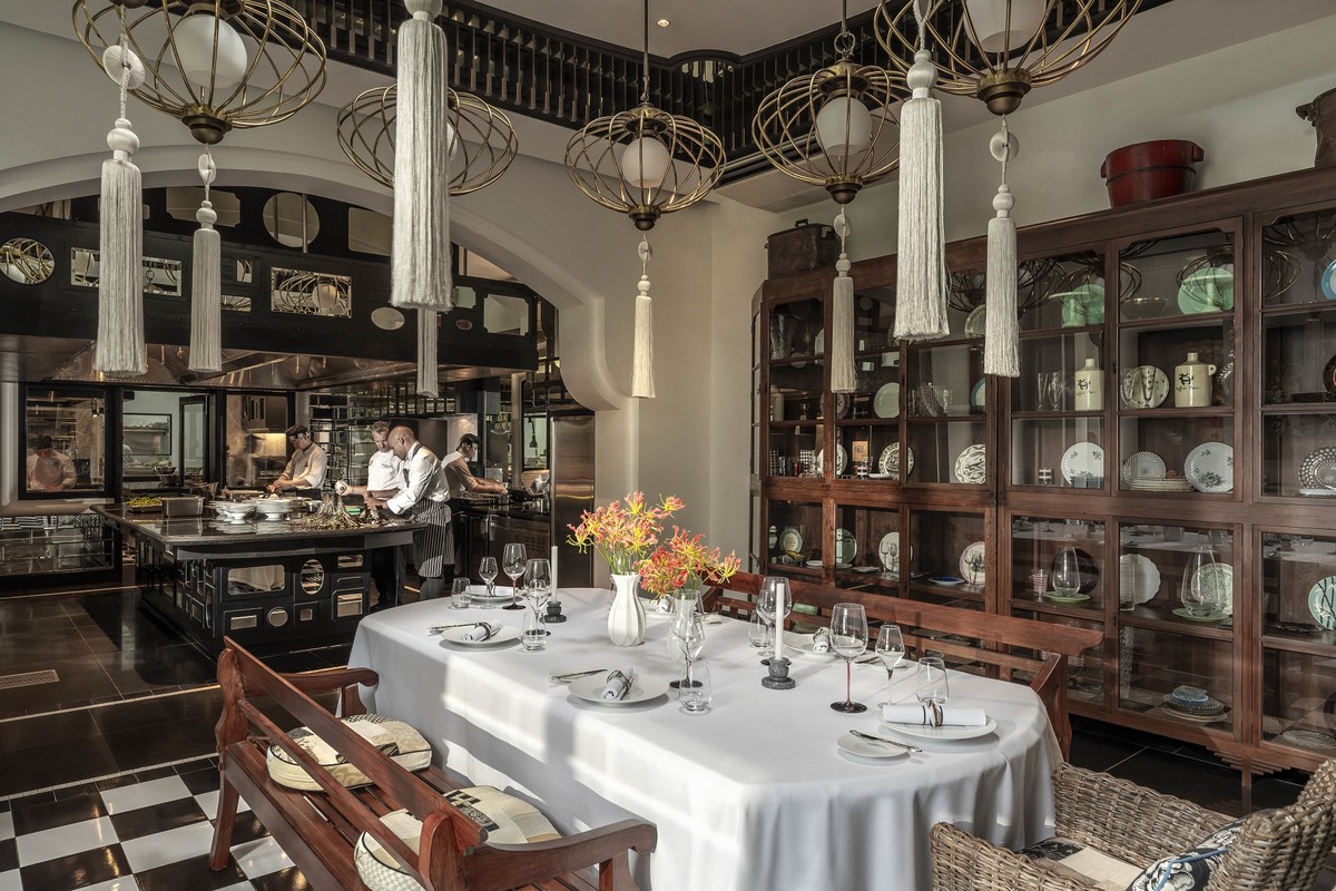 Không gian bên trong nhà hàng La Maison 1888 - nhà hàng 1 sao Michelin đầu tiên tại Đà Nẵng