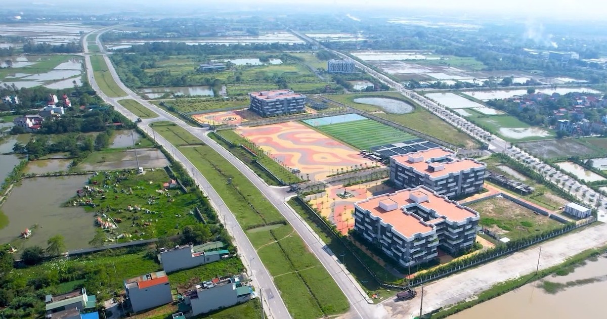 Khu đại học Nam Cao nằm tại Thị xã Duy tiên và Thành phố Phủ Lý có tổng mức Kl99ok phiên bản mới hơn 19.000 tỷ và quy mô sau điều chỉnh lên đến 9 km2, chỉ nhỏ hơn Đại học Quốc gia Hà Nội (11 km2). Sau khi hoàn thành, dự kiến có quy mô đào tạo từ 50.000 - 80.000 học sinh, sinh viên