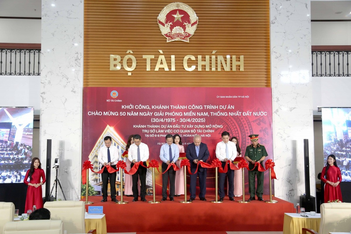 Lễ cắt băng khánh thành dự án mở rộng trụ sở làm việc cơ quan Bộ Kl991.com nạp rút nhanh được tiến hành đồng thời với lễ cắt băng khởi công và khánh thành 80 công trình - dự án trọng điểm trên cả nước.