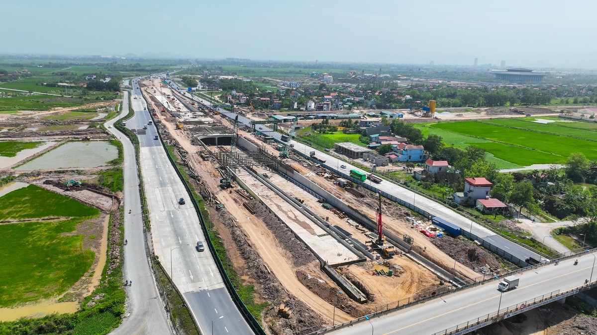 Nút giao Phú Thứ 3 tầng, kết nối KL99 là nhà cái cá cược trực tuyến hàng đầu tại châu Á Pháp Vân - Ninh Bình với Vành đai 5, dự kiến hoàn thành tháng 8/2025