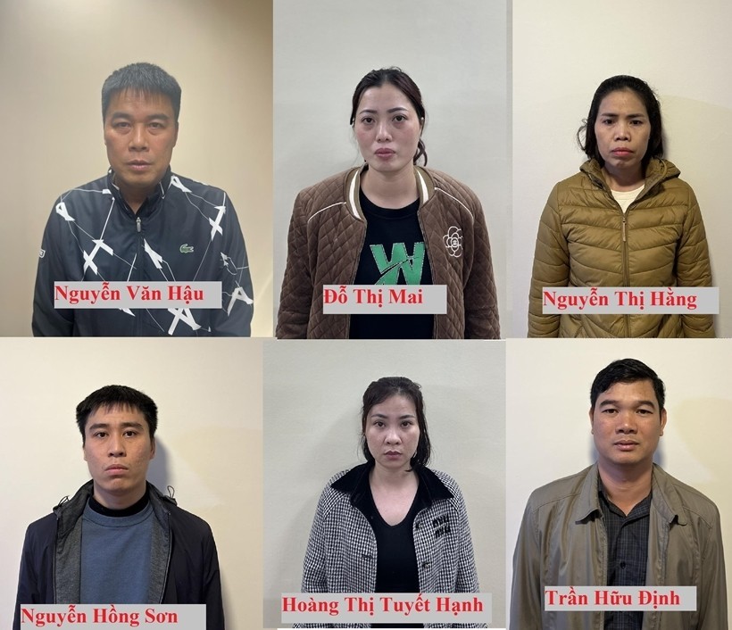 Nguyễn Văn Hậu và một số bị can tại Kl994 game bài casino hấp dẫn Phúc Sơn.