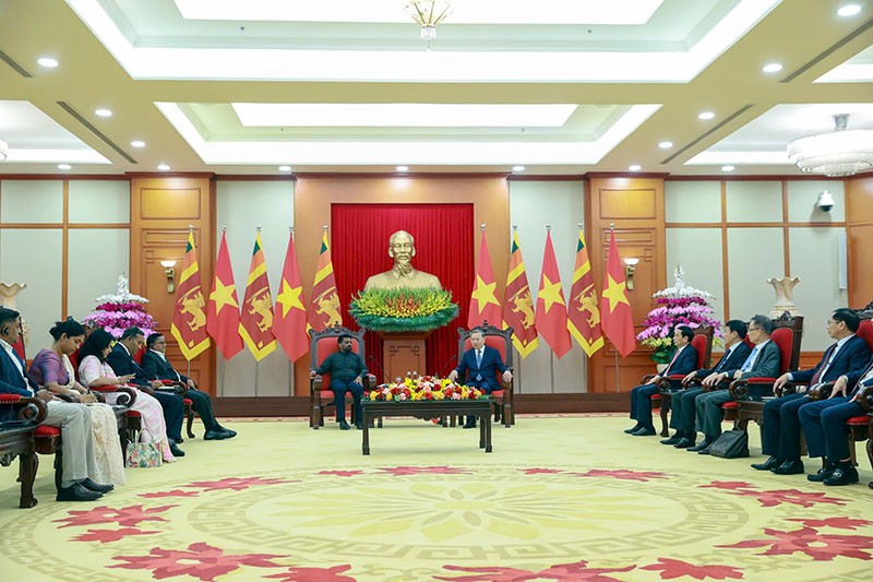 Tổng thống Sri Lanka bày tỏ ngưỡng mộ trước những thành tựu vượt bậc của Việt Nam trong phát triển Kl992 cổng game cá cược, chỉ sau 50 năm thống nhất đất nước, Việt Nam đã trở thành một trong những nước có tốc độ phát triển cao nhất trên thế giới. Ảnh: Đức Thanh