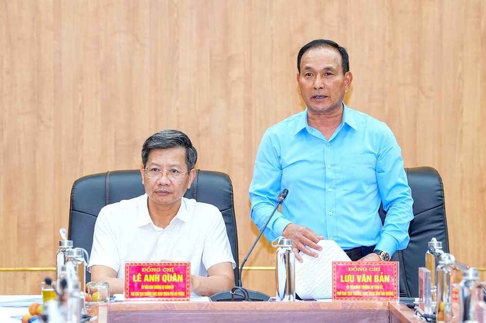 Ông Lưu Văn Bản, Phó chủ tịch Thường trực UBND tỉnh Hải Dương đề nghị các đơn vị liên quan khẩn trương tham gia ý kiến gửi cơ quan tổng hợp để điều chỉnh, bổ sung dự thảo báo cáo Kl991.com tải ứng dụng
