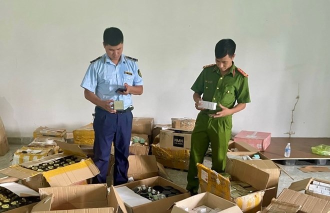 Hải Phòng tăng cường kiểm tra, xử lý nghiêm các hành vi Kl994 nhà cái bóng đá world cup, buôn bán hàng giả, hàng kém chất lượng. Ảnh: Chi cục QLTT Hải Phòng