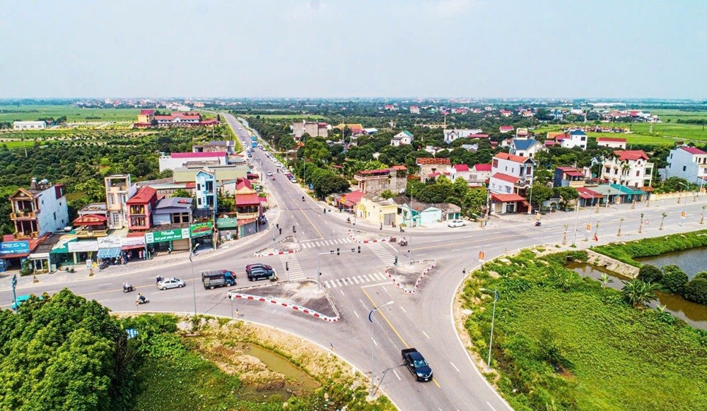 Đường trục Đông - Tây dài 36,6 km đi qua các huyện Thanh Miện, Ninh Giang, Tứ Kỳ của tỉnh Hải Dương. Ảnh: Thành Chung