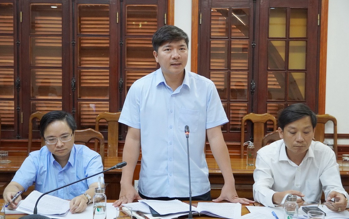 Ông Nguyễn Quốc Khánh, Phó trưởng BQL Khu Kl992 cổng game cá cược Quảng Trị phát biểu tại cuộc họp