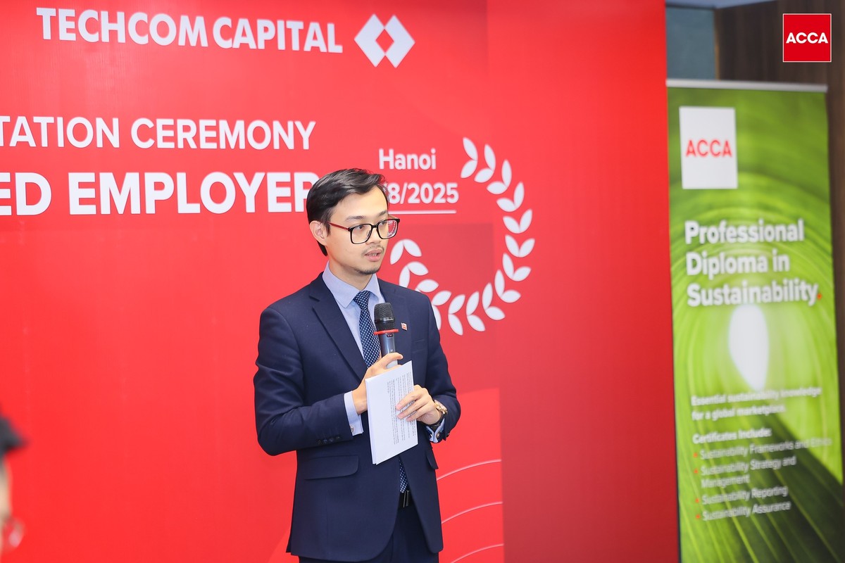 Ông Tô Quốc Hưng, Giám đốc quốc gia ACCA Việt Nam phát biểu tại buổi lễ. Ảnh: ACCA Việt Nam