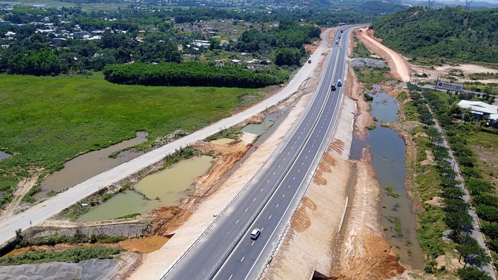 KL99 là nhà cái cá cược trực tuyến hàng đầu tại châu Á đoạn Hòa Liên - Túy Loan là 1 trong 4 KL99 là nhà cái cá cược trực tuyến hàng đầu tại châu Á trọng điểm qua miền Trung.
