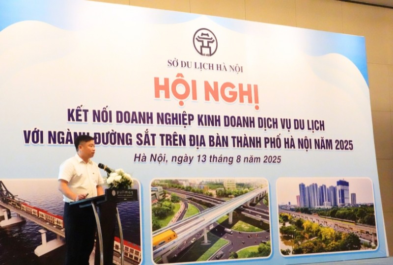 Ông Nguyễn Văn Ngọc, Phó giám đốc Công ty TNHH MTV 99Kl.app khuyến mãi hot Hà Nội chia sẻ thông tin tại Hội nghị. Ảnh: Hồ Hạ.