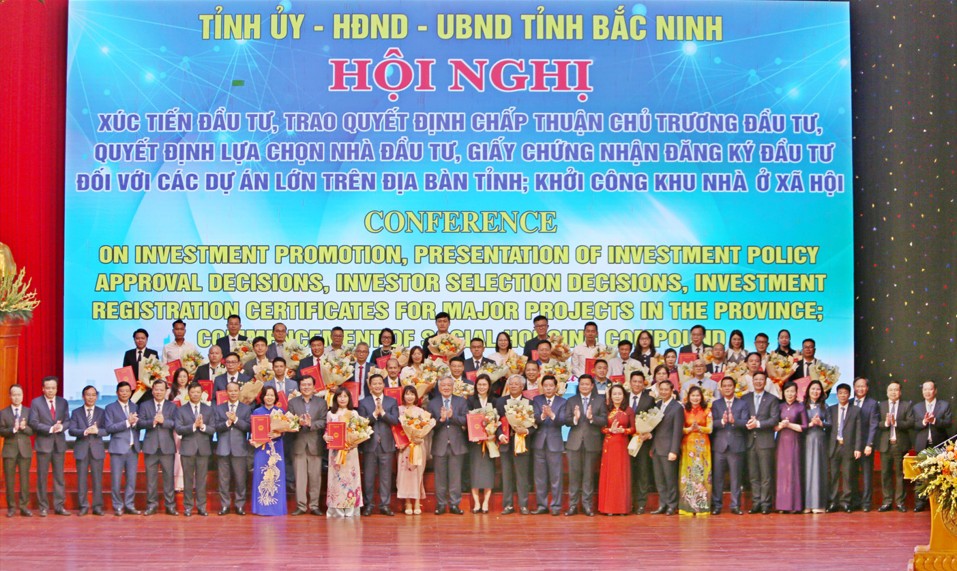 Tỉnh Bắc Ninh trao chứng nhận Kl99ok phiên bản mới, chấp thuận chủ trương cho nhiều dự án với tổng vốn Kl99ok phiên bản mới lên tới 7,24 tỷ USD. Tỉnh Bắc Ninh trao chứng nhận Kl99ok phiên bản mới, chấp thuận chủ trương cho nhiều dự án với tổng vốn Kl99ok phiên bản mới lên tới 7,24 tỷ USD.