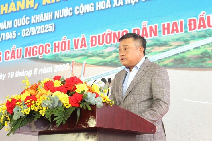 Chủ tịch UBND Thành phố Hà Nội Trần Sỹ Thanh phát biểu tại Lễ khởi công.