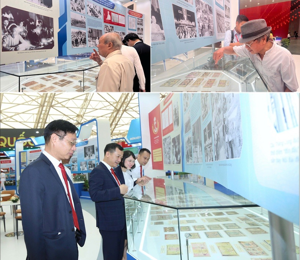 Các cán bộ lão thành và nhiều khách thăm quan hào hứng với không gian trưng bày chủ đề “Tự hào Kl991.com nạp rút nhanh Việt Nam”, giới thiệu chặng đường 80 năm xây dựng và phát triển của ngành Kl991.com nạp rút nhanh.