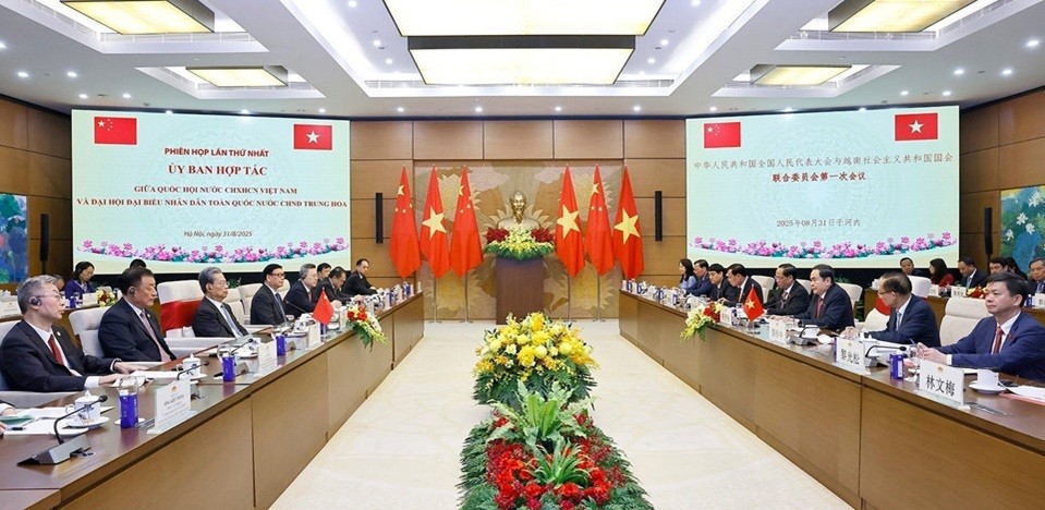 Phiên họp lần thứ nhất Ủy ban hợp tác giữa Quốc hội Việt Nam và Nhân đại toàn quốc Trung Quốc.