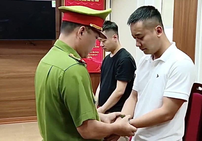 Phạm Quang Linh (Quang Linh Vlogs) là Thành viên HĐQT Công ty cổ phần Kl994 game bài casino hấp dẫn Chị Em Rọt.