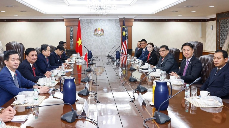 Toàn cảnh buổi hội đàm. Ảnh: Doãn Tấn.