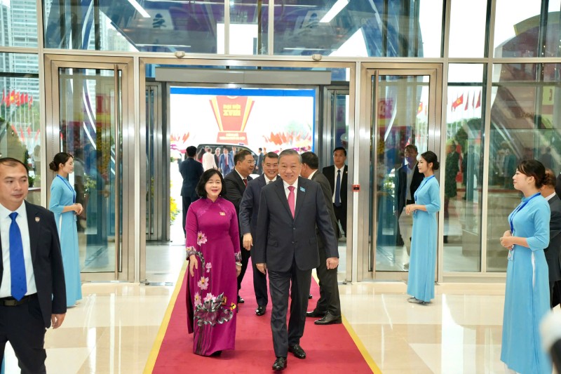 Tổng Bí thư Tô Lâm đến dự và chỉ đạo Đại hội đại biểu Đảng bộ Thành phố lần thứ XVIII, nhiệm kỳ 2025-2030.