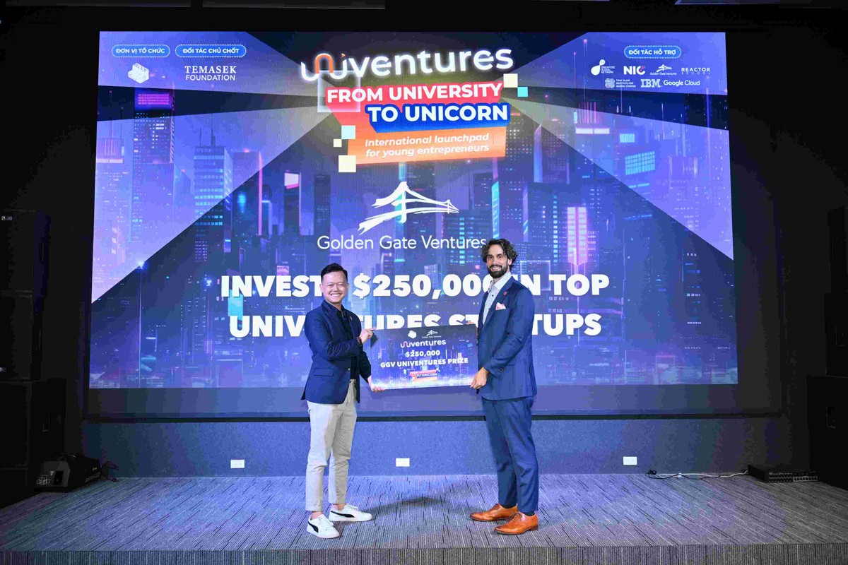 Đại diện BLOCK71 và Golden Gate Ventures khởi động khóa đầu tiên của UniVentures.