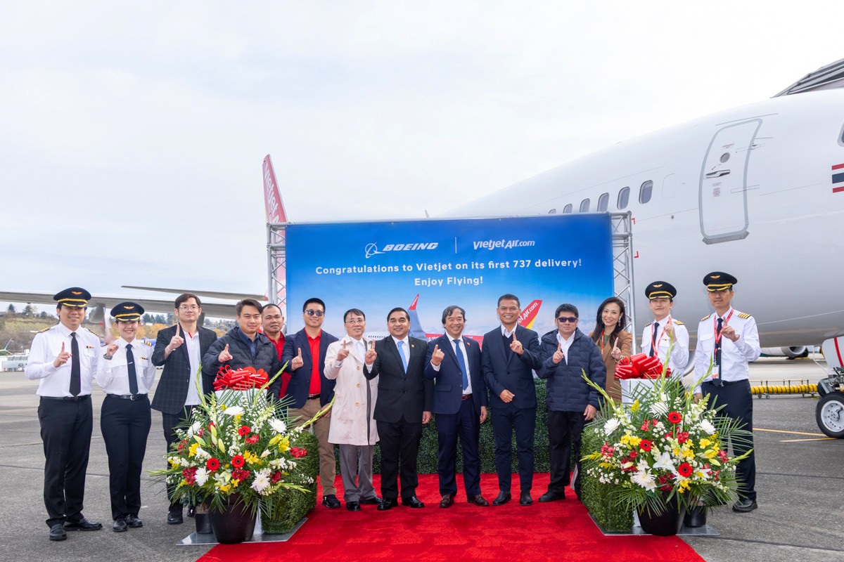 Vietjet nhận bàn giao tàu bay Boeing 737-8 đầu tiên tại nhà máy Boeing, Seattle (Hoa Kỳ)