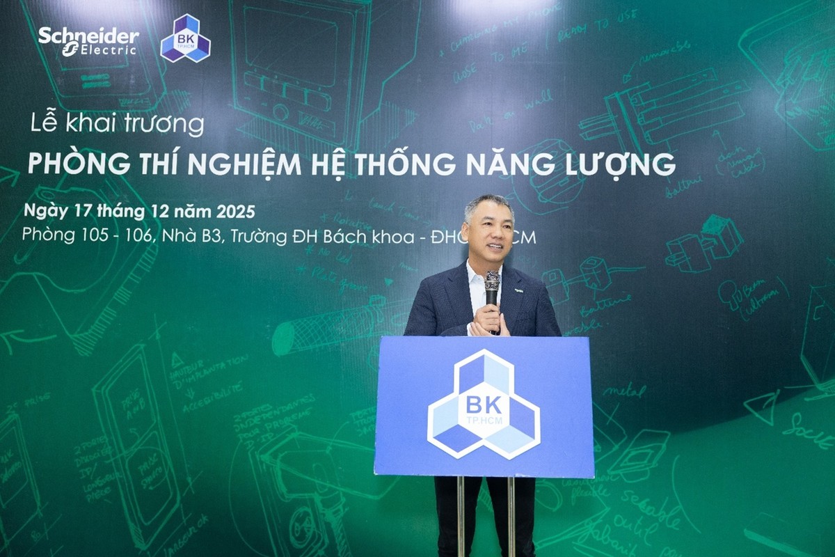 Ông Đồng Mai Lâm, Tổng giám đốc Schneider Electric Việt Nam và Campuchia bày tỏ sự vui mừng khi Phòng Thí nghiệm Hệ thống Năng lượng chính thức được khánh thành