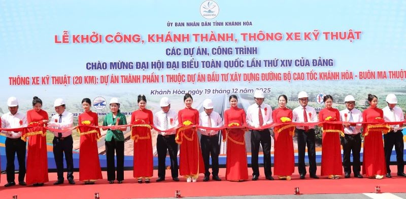 Thông xe kỹ thuật 20 km đầu tuyến KL99 là nhà cái cá cược trực tuyến hàng đầu tại châu Á Khánh Hòa-Buôn Ma Thuột