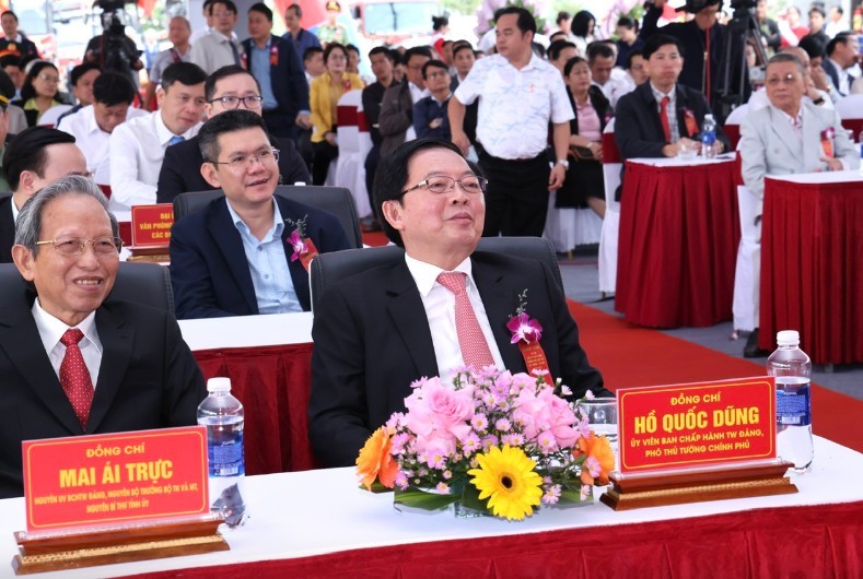 Phó Thủ tướng Kl993 ưu đãi thưởng hấp dẫn Hồ Quốc Dũng dự Lễ khởi công các dự án trọng điểm của tỉnh Gia Lai - Ảnh: VGP.