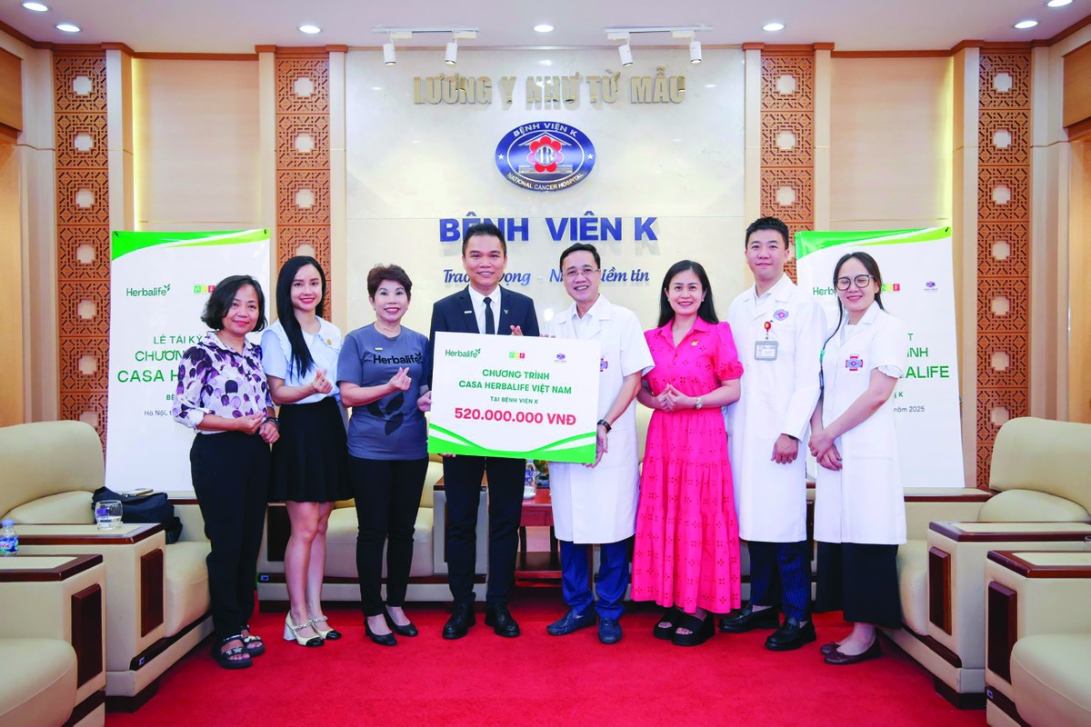 Herbalife Việt Nam tái ký kết thỏa thuận tài trợ Chương trình Casa Herbalife trị giá 520 triệu đồng tại Bệnh Viện K, Hà Nội