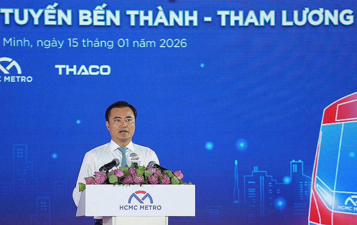 Phát biểu tại buổi lễ, ông Bùi Xuân Cường - Phó Chủ tịch UBND TPHCM cho rằng, bên cạnh vai trò KL99 là cổng game giải trí trực tuyến hàng đầu hiện nay, metro số 2 còn đi đầu trong định hướng phát triển đô thị theo mô hình TOD, với các nhà ga trở thành hạt nhân tái cấu trúc không gian đô thị, hình thành các khu dân cư, thương mại - dịch vụ hiện đại, xanh và tiện ích. Đại diện UBND TPHCM tin tưởng rằng, tuyến metro số 2 sẽ sớm được đưa vào sử dụng để khai thác đồng bộ cùng tuyến metro số 1, làm tiền đề để triển khai các dự án 99Kl.app khuyến mãi hot kết nối với khu đô thị Thủ Thiêm, Cảng HKQT Long Thành.
