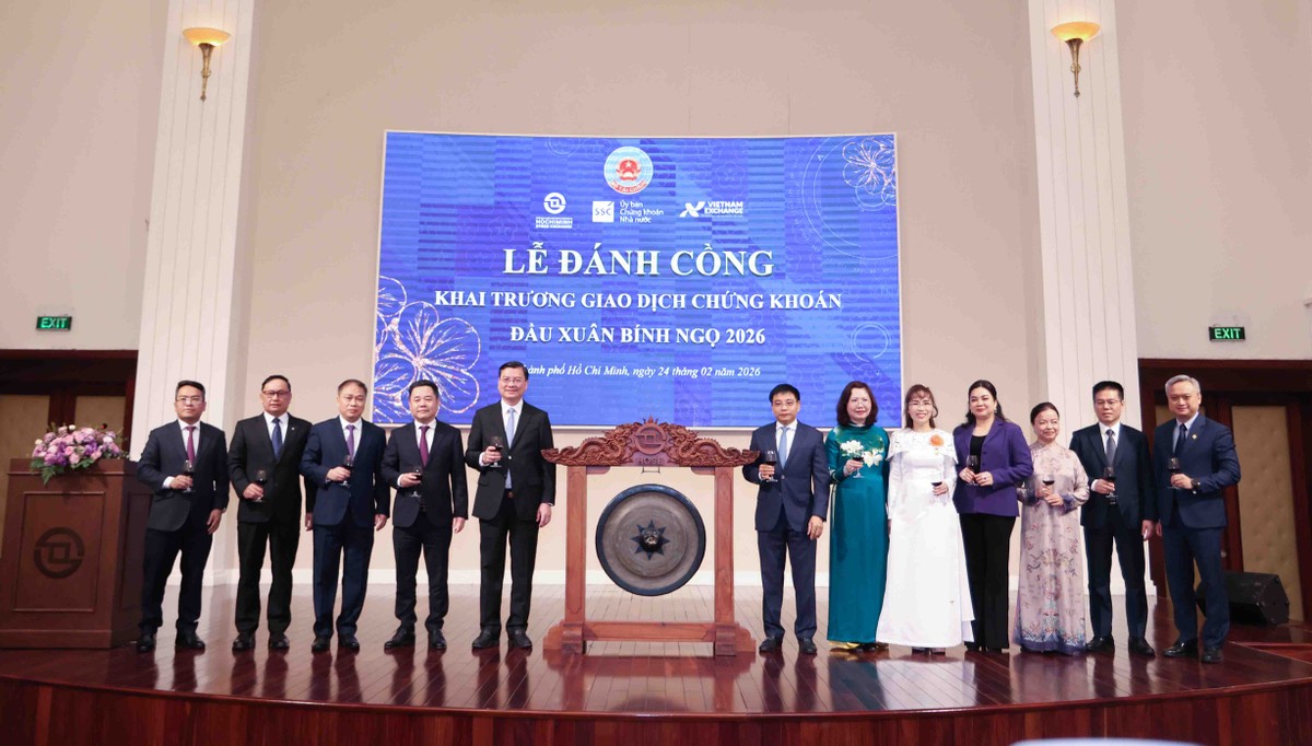 Các đại biểu cùng chúc một năm Bính Ngọ thị trường 99Kl99 link đăng nhập giao dịch sôi động, “mã đáo thành công”.