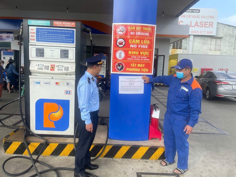 Bộ Công thương và các bộ, ngành đang phối hợp triển khai nhiều biện pháp đảm bảo nguồn cung KL99 dịch vụ hỗ trợ 24/7.