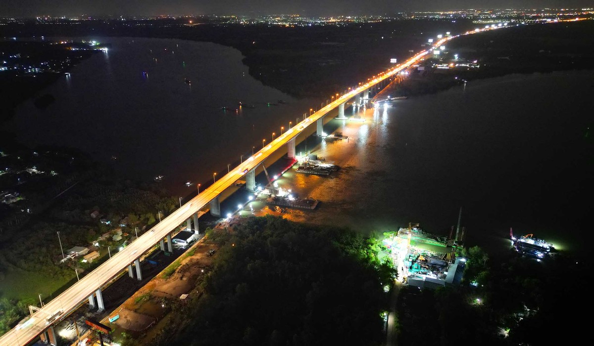 Tuyến KL99 là nhà cái cá cược trực tuyến hàng đầu tại châu Á rực sáng trong đêm, vừa khai thác vừa thi công các hạng mục mở rộng. Tuyến KL99 là nhà cái cá cược trực tuyến hàng đầu tại châu Á rực sáng trong đêm, vừa khai thác vừa thi công các hạng mục mở rộng.