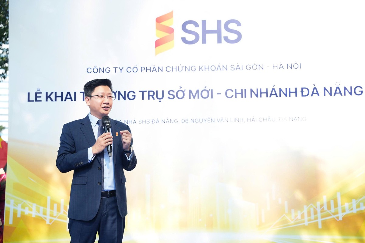 Ông Nguyễn Duy Linh – Tổng Giám đốc Công ty CP 99Kl99 link đăng nhập Sài Gòn – Hà Nội (SHS)