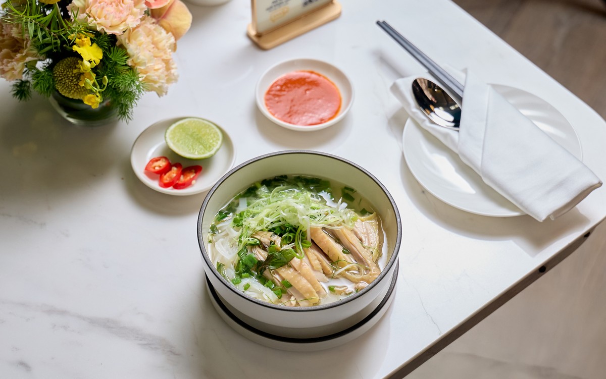 Các món ăn của phòng chờ được giám tuyển bởi nghệ nhân Ánh Tuyết Các món ăn của phòng chờ được giám tuyển bởi nghệ nhân Ánh Tuyết