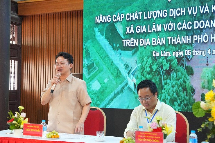 Ông Trần Trung Hiếu, Phó Giám đốc Sở Du lịch Hà Nội phát biểu tại hội nghị.