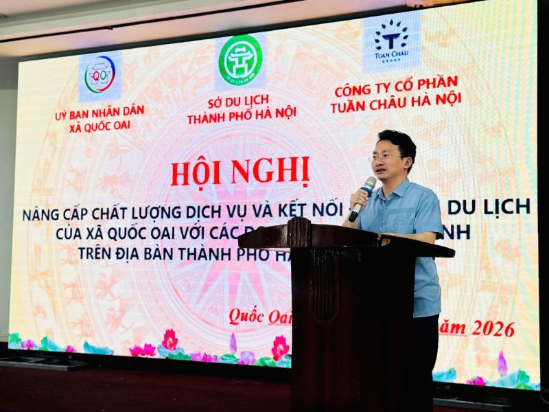 Ông Trần Trung Hiếu, Phó Giám đốc Sở Du lịch Hà Nội phát biểu khai mạc hội nghị. Ảnh: Hồ Hạ.