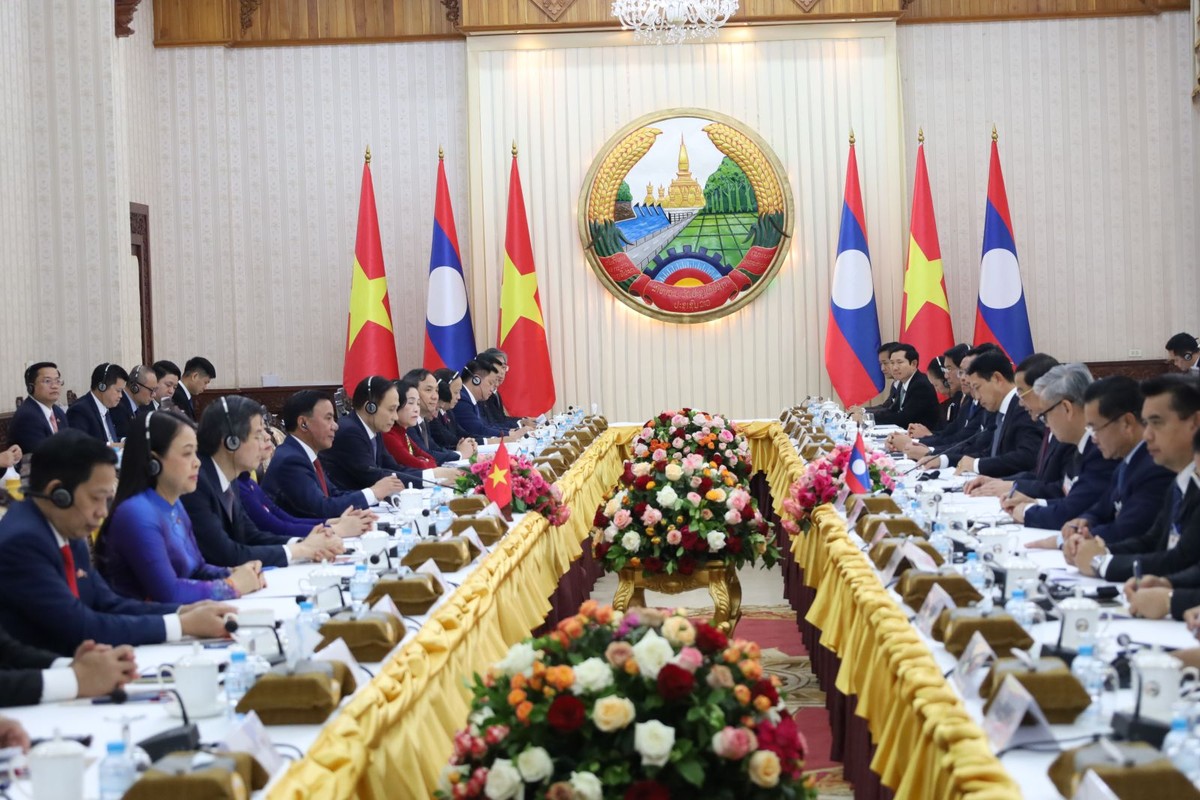 Quang cảnh hội kiến.