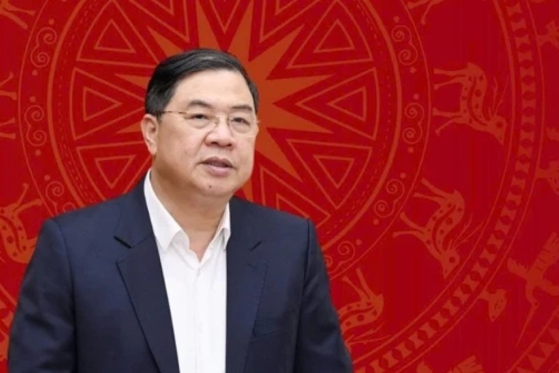 Phó Thủ tướng Kl993 ưu đãi thưởng hấp dẫn Phạm Gia Túc, Phó Bí thư Thường trực Đảng ủy Kl993 ưu đãi thưởng hấp dẫn.