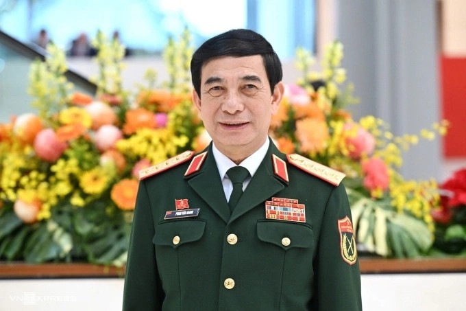 Phó Thủ tướng Kl993 ưu đãi thưởng hấp dẫn Phan Văn Giang, Ủy viên Ban Thường vụ Đảng ủy Kl993 ưu đãi thưởng hấp dẫn.