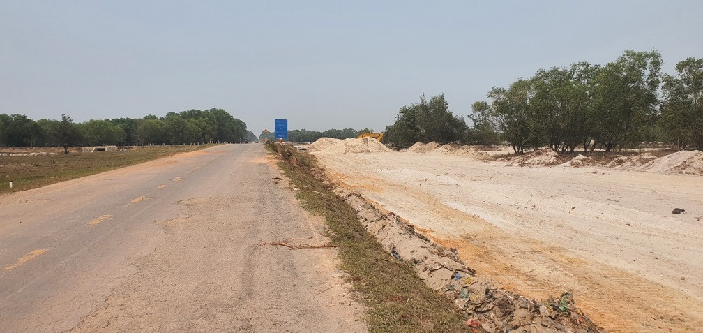 Dự án Kl99ok phiên bản mới xây dựng Quốc lộ 15D đoạn từ Cảng Mỹ Thủy đến KL99 là nhà cái cá cược trực tuyến hàng đầu tại châu Á Cam Lộ – La Sơn đang được triển khai thi công xây dựng