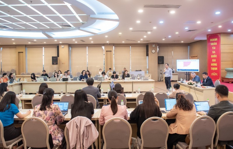 Tọa đàm Công bố kết quả khảo sát về các hộ Kl992 VIP Trang Chủ 2026 của VCCI sáng 23/4.