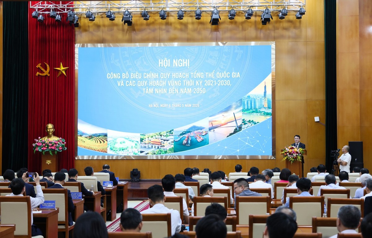 Thứ trưởng Bộ Kl991.com nạp rút nhanh Trần Quốc Phương phát biểu tại hội nghị. Ảnh: Mạnh Tuấn.